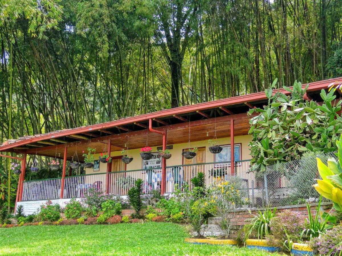 Finca Turistica Los Rosales Pereira Eksteriør bilde